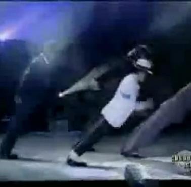 Tajemnica triku Michaela Jacksona rozwiązana (wideo)