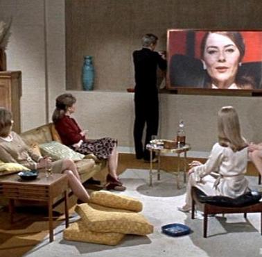 Jak wyobrażono sobie telewizor przyszłości w filmie "Fahrenheit 451" z 1966 roku