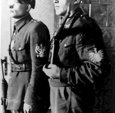 15 I 1947 prok.Marek Szauber skazał na śmierć żołnierzy NSZ - Alojzego Wiznera ps."Lis" i Antoniego Wiznera ps."Brzoza"