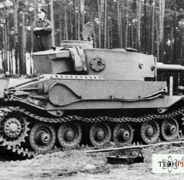 Panzerkampfwagen VI Tiger (P) - prototypowy czołg ciężki Tygrys zaprojektowany przez Ferdinanda Porsche.