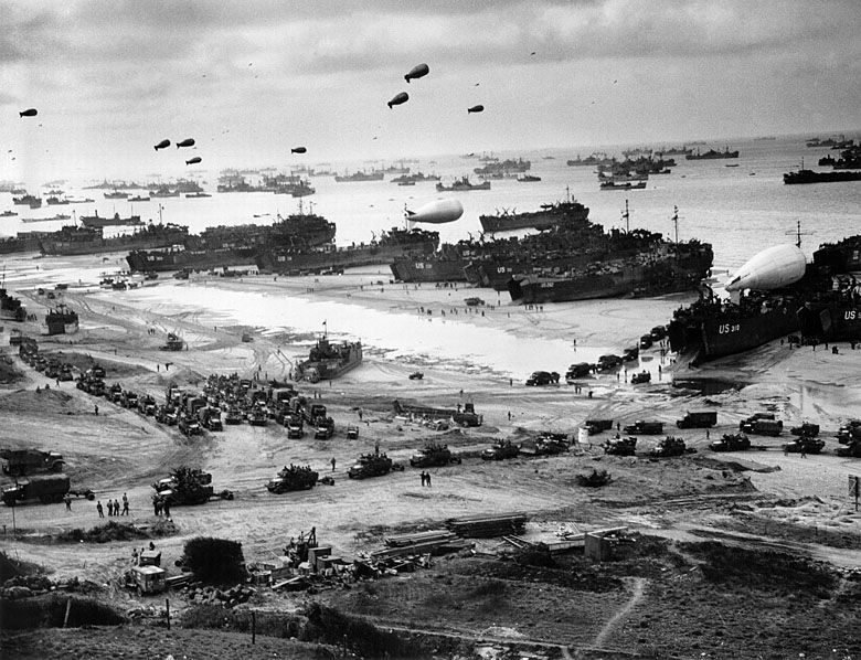 Lądowanie aliantów w Normandii (D-Day).